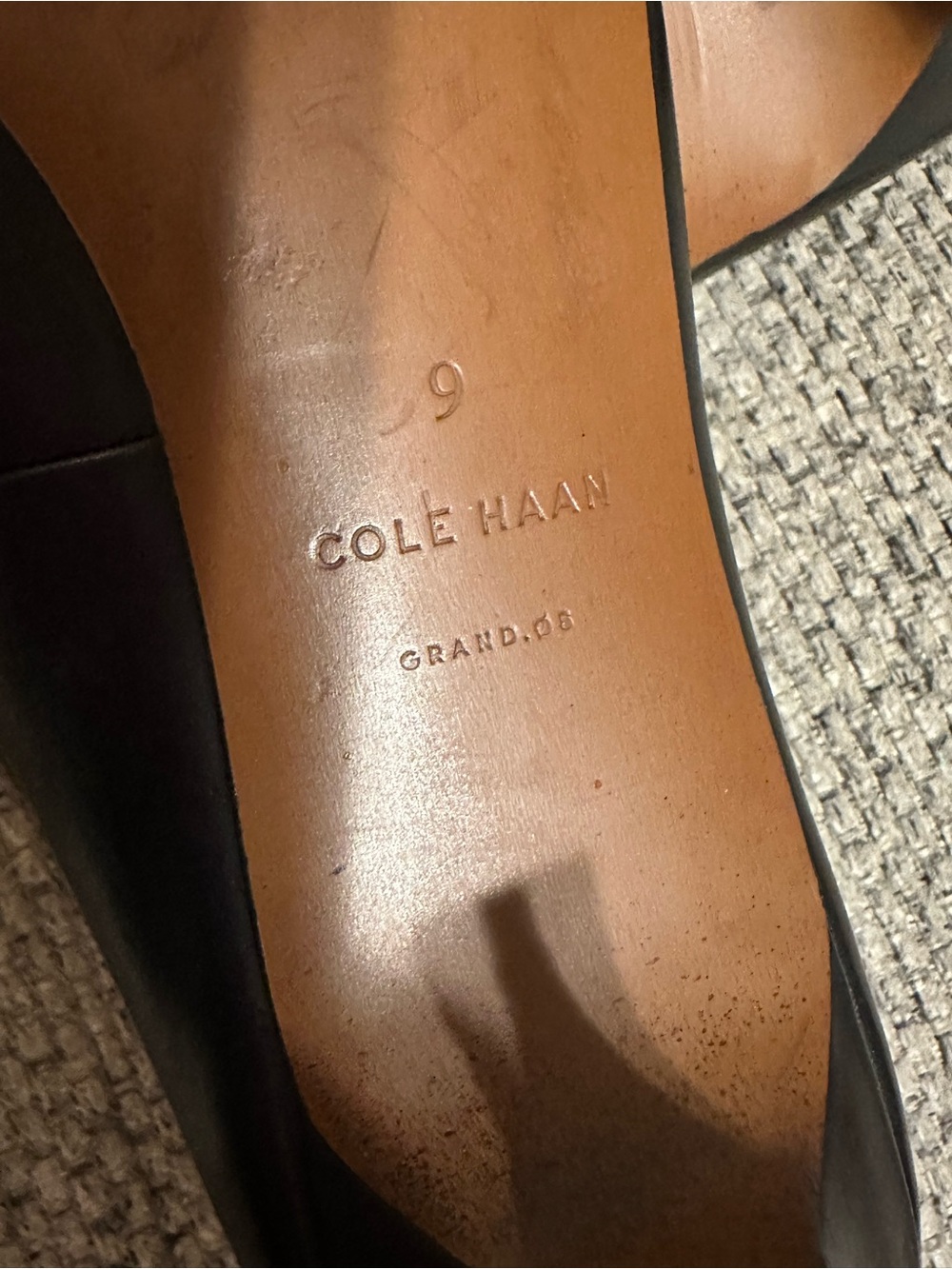 Cole Haan Black Leather Pointed-Toe Women's Pumps - Size 9 - Picture 9 of 9